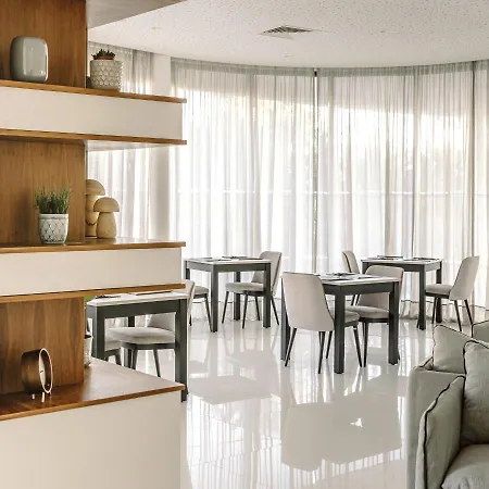 Hotel Longevity Health & Wellness - Adults Only