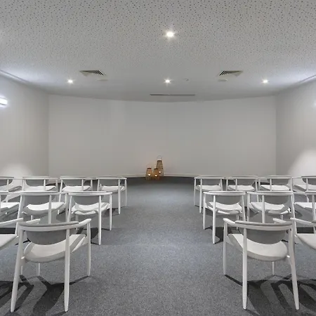 Longevity Health & Wellness - Adults Only Hotel