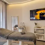 Longevity Health & Wellness - Adults Only Hotel