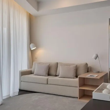 Longevity Health & Wellness - Adults Only 5* 알보르